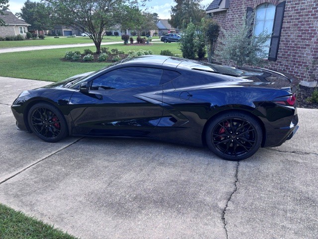 Used 2023 Chevrolet Corvette Stingray Preferred Cpe w/ Stealth Interior Trim Package RWD image 1