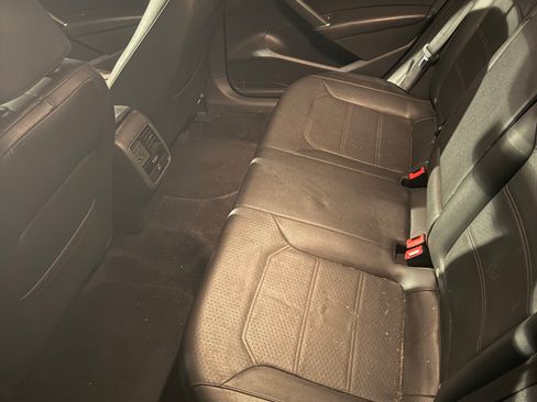 Used 2016 Volkswagen Passat 1.8T SE image 6