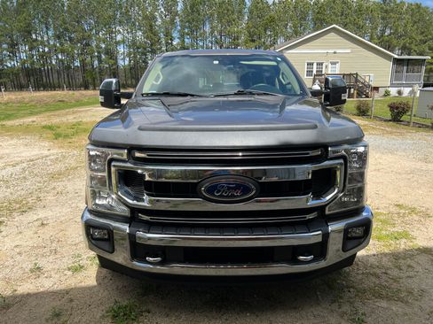 Used 2021 Ford F350 XLT w/ XLT Premium Package image 4