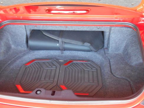 Used 2003 Ford Thunderbird RWD image 17