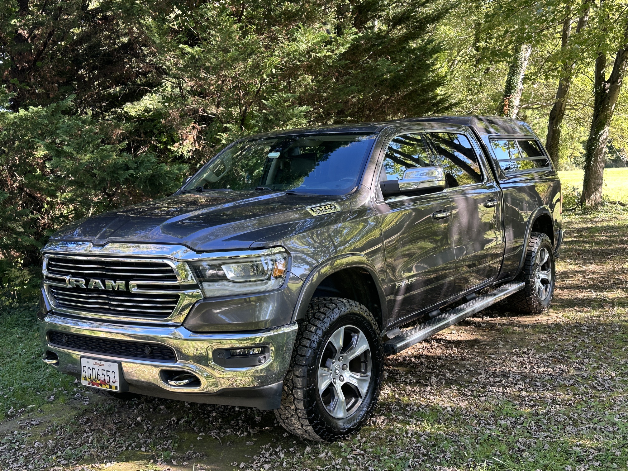 Used 2020 RAM 1500 Laramie AWD/4WD image 1