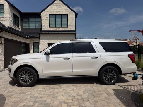 Used 2019 Ford Expedition Max Limited w/ Equipment Group 301A AWD/4WD image 1