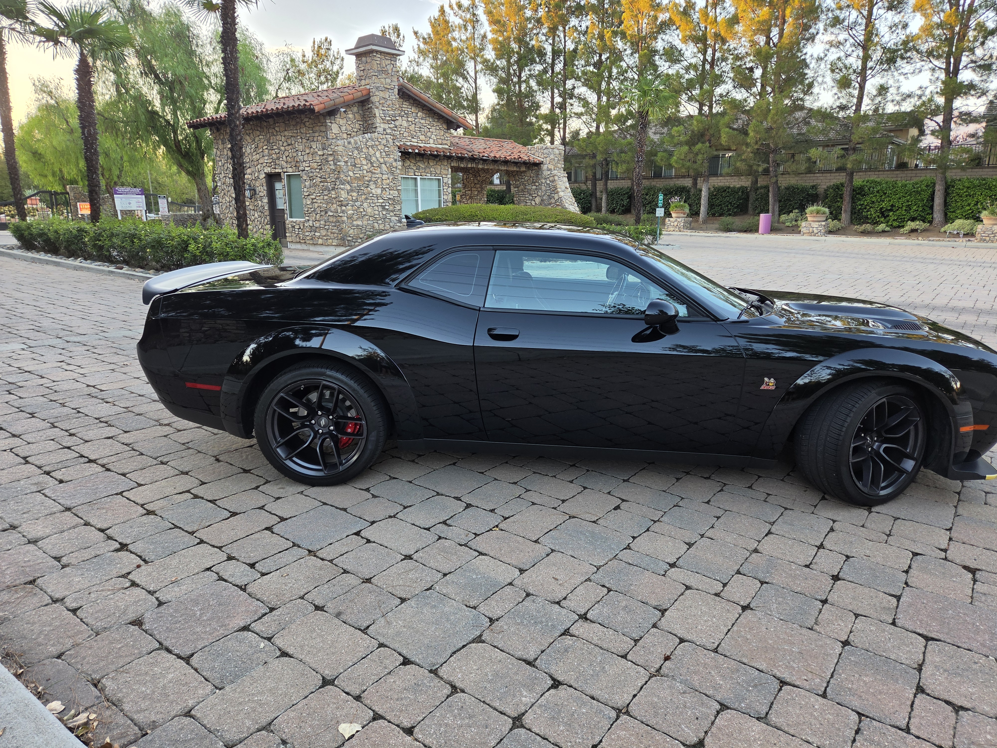 Used 2020 Dodge Challenger R/T Scat Pack RWD image 1