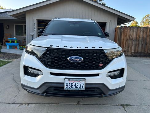 Used 2020 Ford Explorer ST AWD/4WD image 11