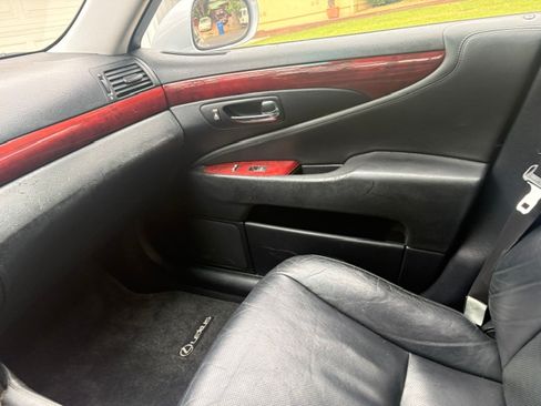 Used 2008 Lexus LS 460 RWD image 1