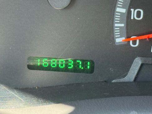 Used 2000 Ford F150 2WD Regular Cab image 12