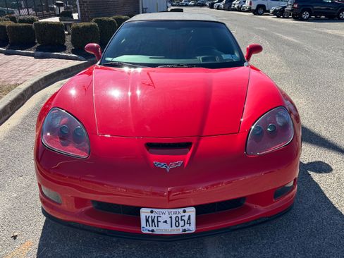 Used 2010 Chevrolet Corvette Grand Sport w/ Preferred Equipment Group image 10