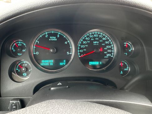 Used 2014 Chevrolet Silverado 2500 LTZ w/ LTZ Plus Package image 19