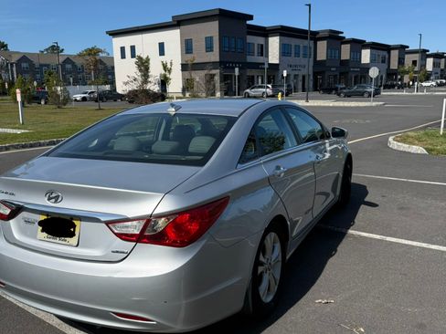 Used 2013 Hyundai Sonata Limited image 6
