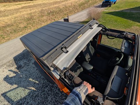 Used 2012 Jeep Wrangler Unlimited Sport w/ Trailer Tow Group image 6