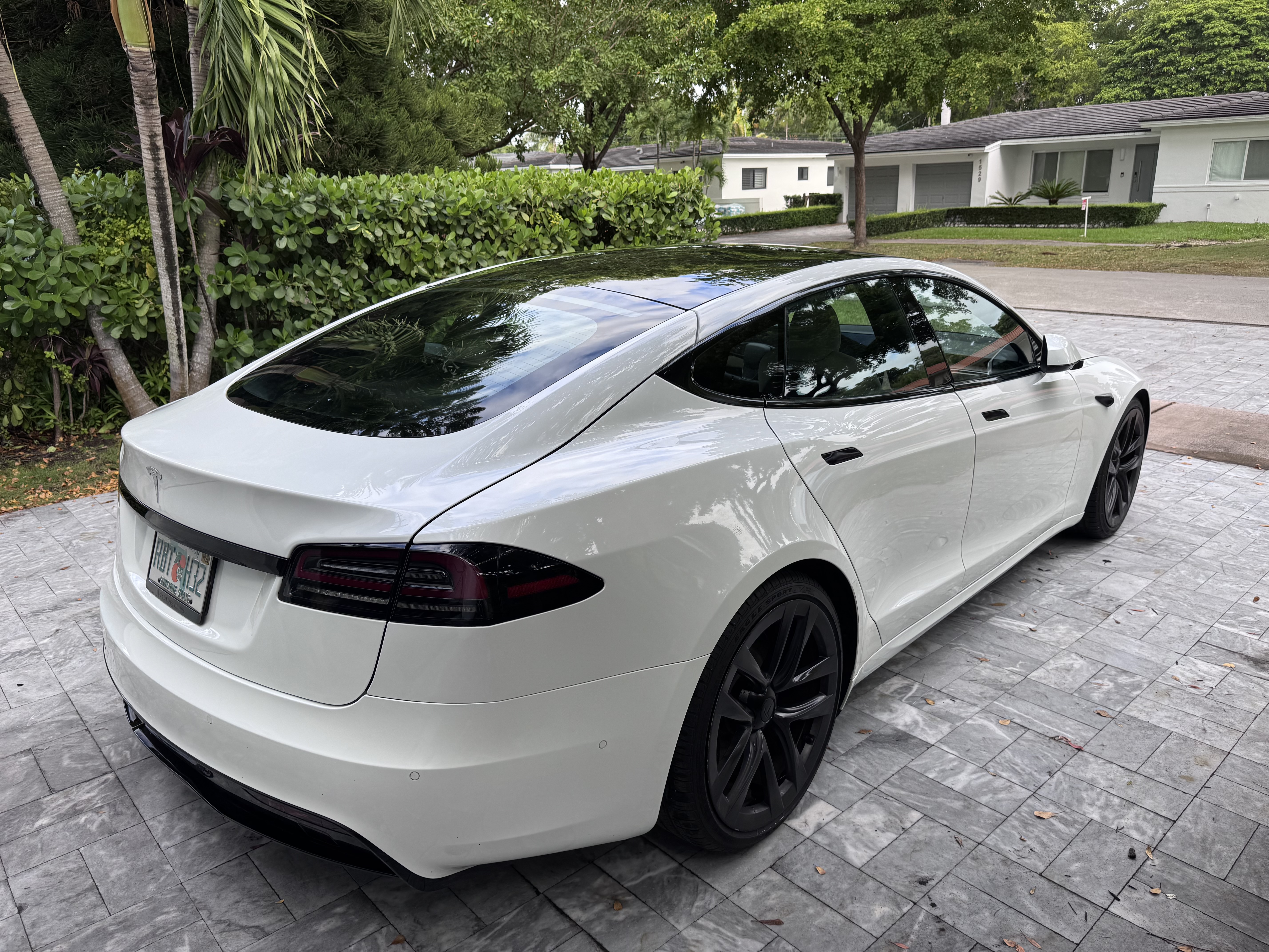 Used 2023 Tesla Model S Standard Range AWD/4WD image 6