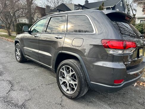 Used 2020 Jeep Grand Cherokee Limited w/ Premium Lighting Group image 14