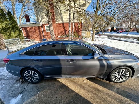 Used 2020 Honda Accord EX-L image 11