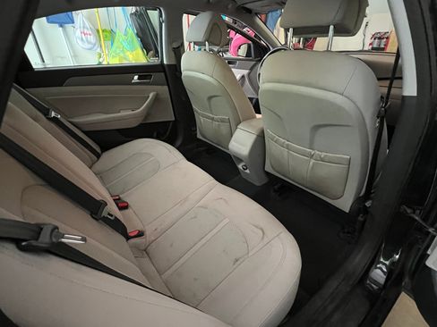 Used 2015 Hyundai Sonata SE w/ Option Group 02 FWD image 6