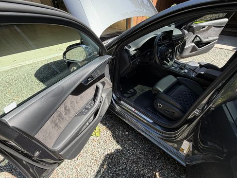 Used 2018 Audi S4 Prestige AWD/4WD image 23
