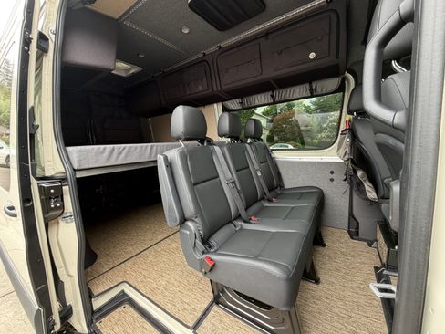 Used 2026 Mercedes-Benz Sprinter 2500 image 8