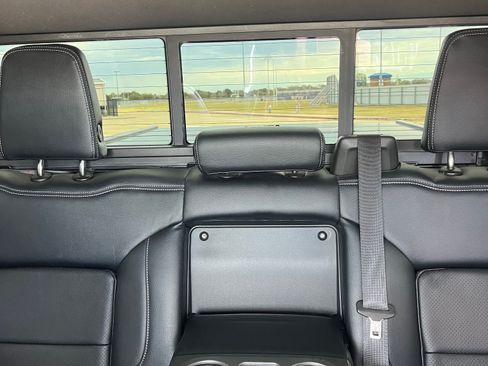 Used 2021 GMC Sierra 1500 Elevation w/ Preferred Package image 16