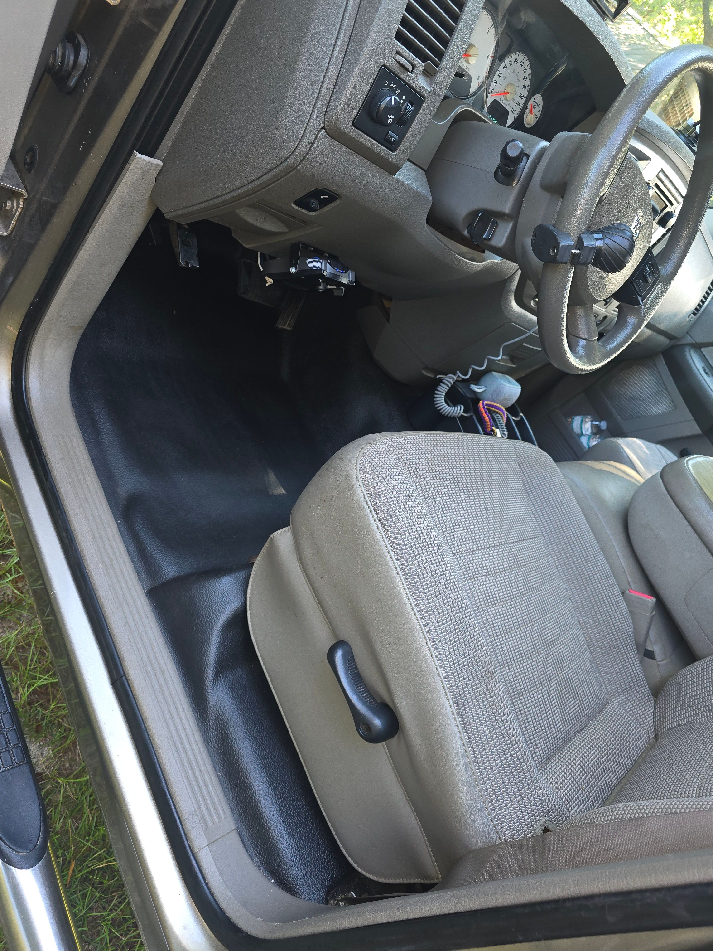 Used 2008 Dodge Ram 3500 Truck SLT w/ Trailer Tow Group AWD/4WD image 5