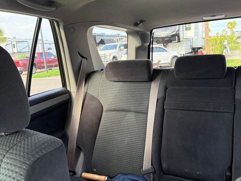 Used 2005 Toyota 4Runner Sport image 10