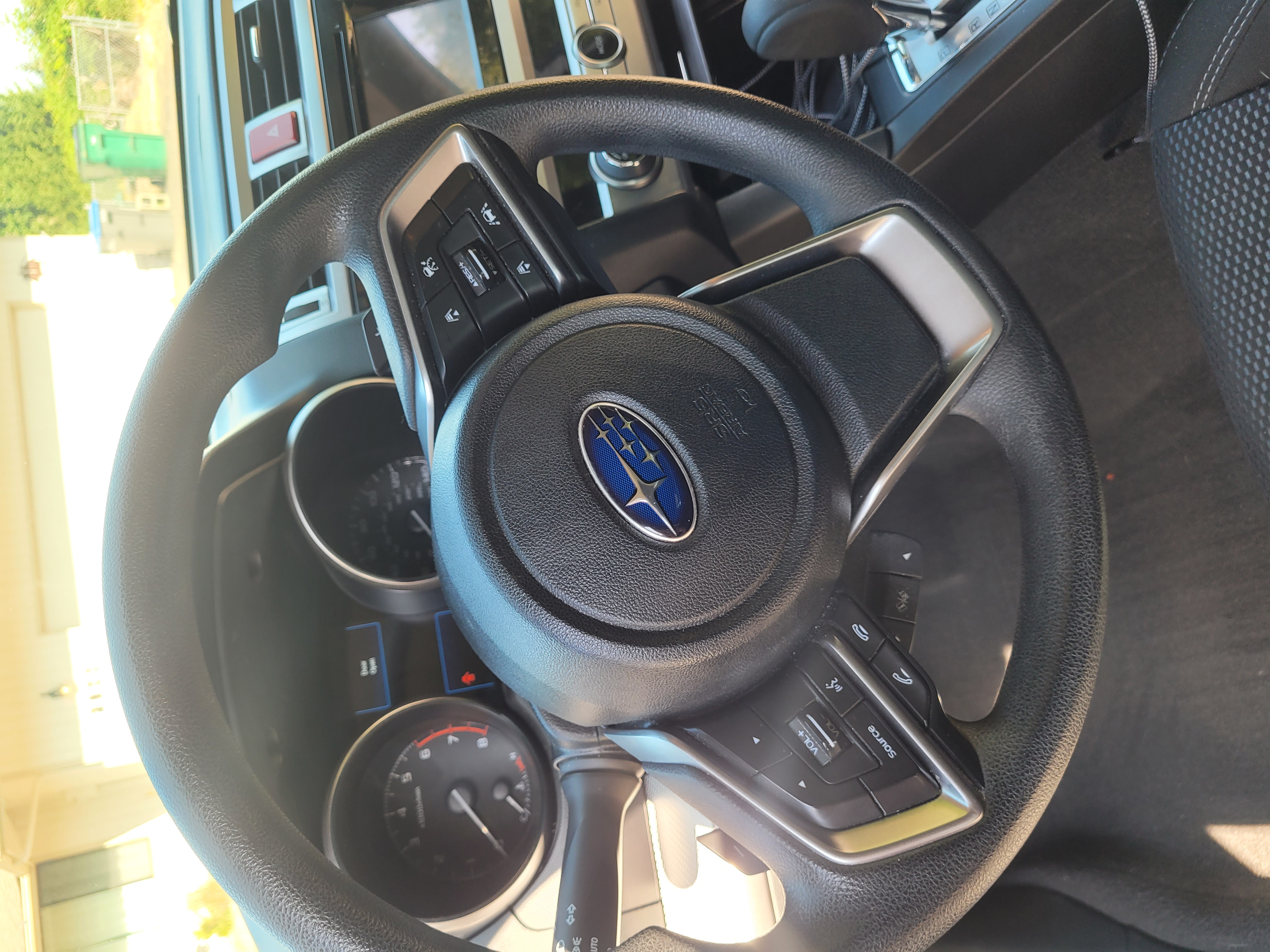 Used 2019 Subaru Outback 2.5i AWD/4WD image 4