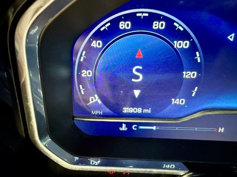 Used 2022 Chevrolet Silverado 1500 LT Trail Boss w/ LT Trail Boss Premium Package image 5