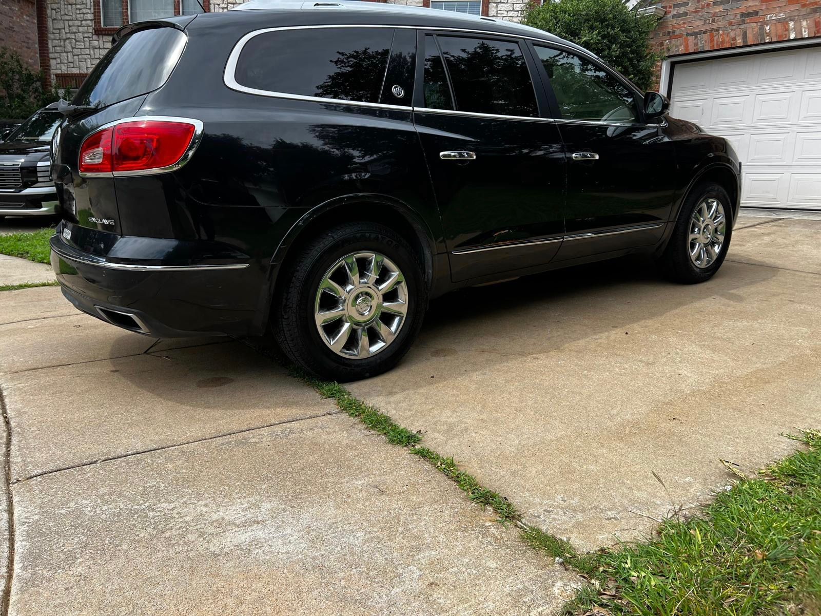 Used 2014 Buick Enclave Leather FWD image 17
