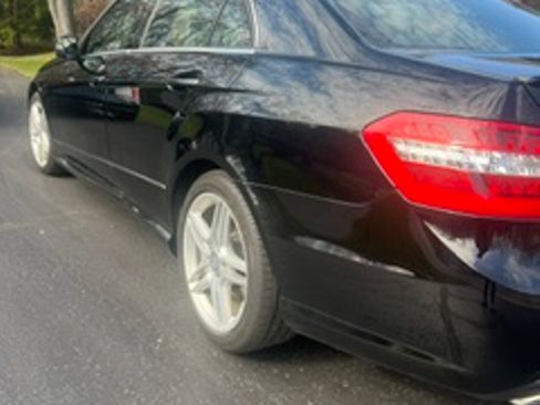 Used 2013 Mercedes-Benz E 350 4MATIC Sedan image 5