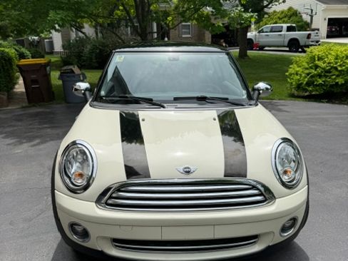 Used 2008 MINI Cooper Hardtop FWD image 2