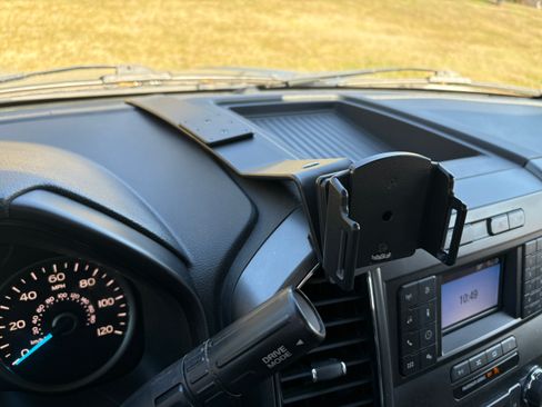 Used 2018 Ford F150 XLT image 9