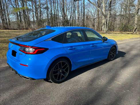 Used 2023 Honda Civic Sport Touring image 10