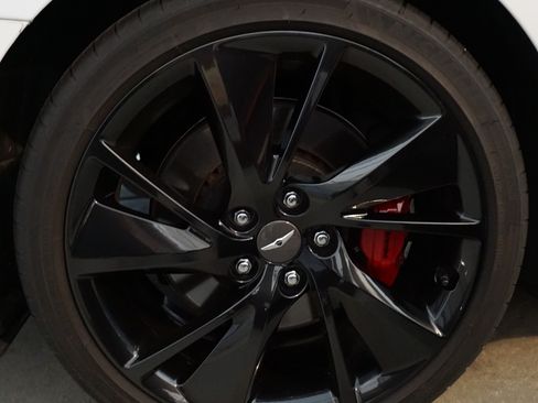 Used 2023 Genesis G70 3.3T w/ Sport Prestige Package image 11