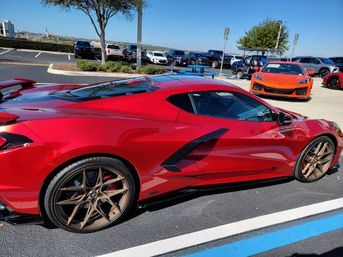 Used 2025 Chevrolet Corvette Stingray Premium Cpe w/ Z51 Performance Package image 13