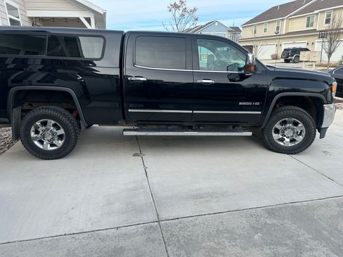 Used 2016 GMC Sierra 2500 SLT image 2