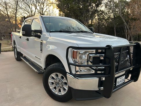 Used 2020 Ford F250 XL w/ STX Appearance Package image 1