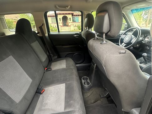 Used 2016 Jeep Patriot Sport w/ Power Value Group image 13