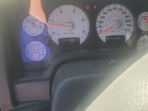 Used 2005 Dodge Ram 2500 Truck SLT w/ Trailer Tow Group image 10