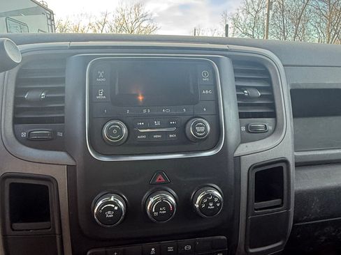 Used 2015 RAM 3500 Tradesman w/ Max Tow Package image 9