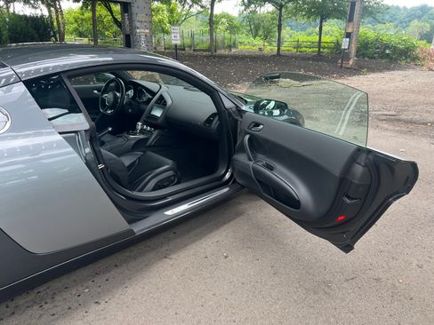 Used 2014 Audi R8 V8 w/ Enhanced Leather Package AWD/4WD image 14
