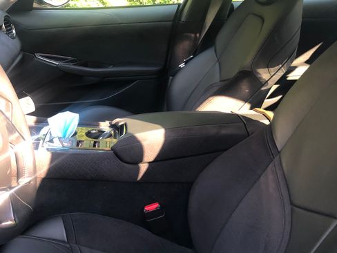 Used 2012 Fisker Karma EcoSport image 9