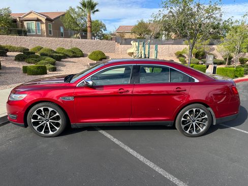 Used 2014 Ford Taurus Limited w/ Equipment Group 301A FWD image 1