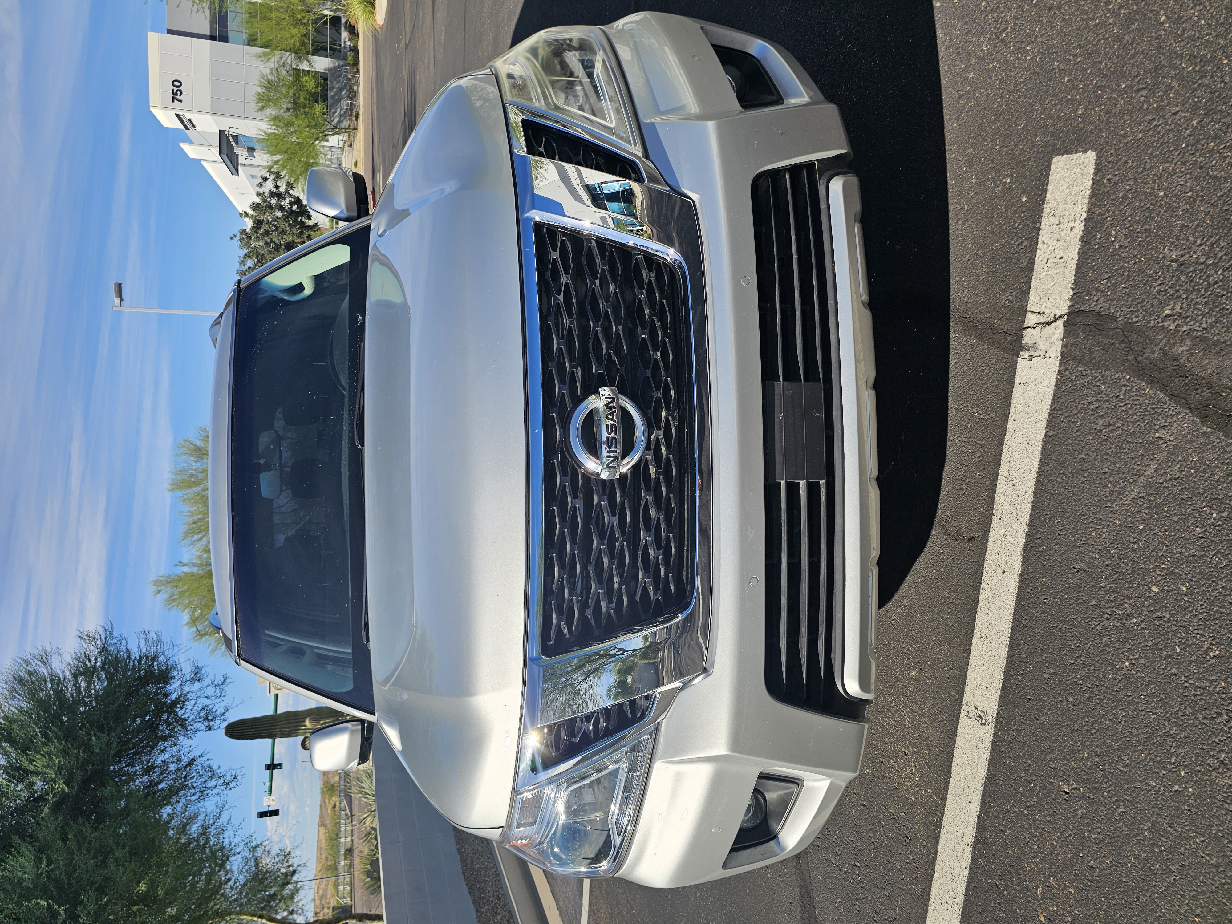 Used 2017 Nissan Armada SV w/ Driver Package AWD/4WD image 4