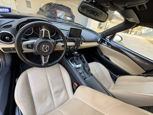 Used 2016 MAZDA MX-5 Miata Grand Touring image 9