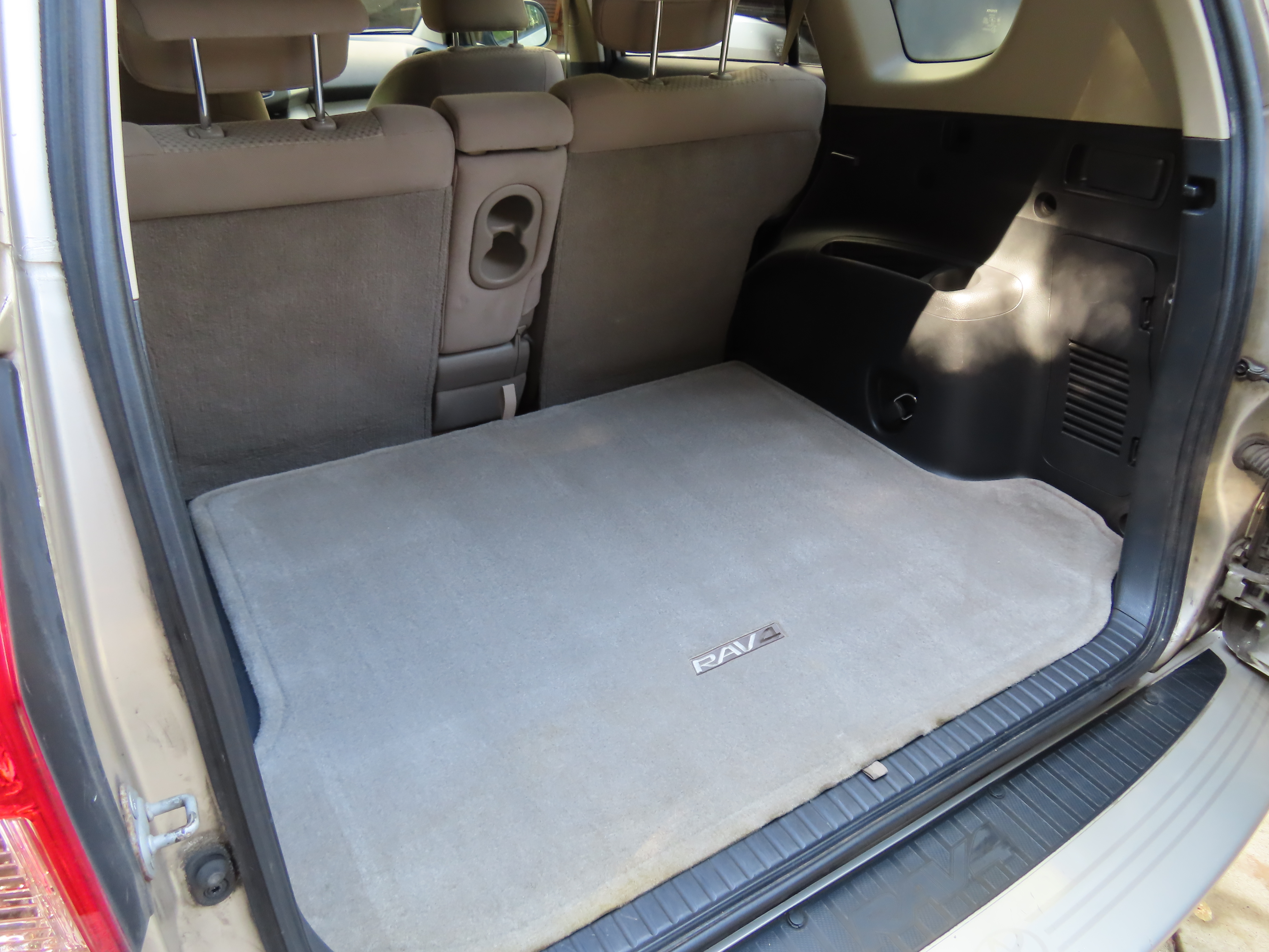 Used 2008 Toyota RAV4 4WD V6 image 16