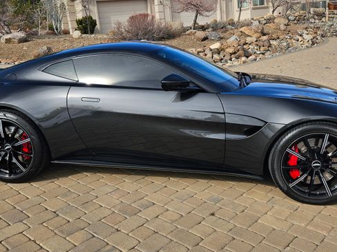 Used 2020 Aston Martin V8 Vantage Coupe 2D image 1