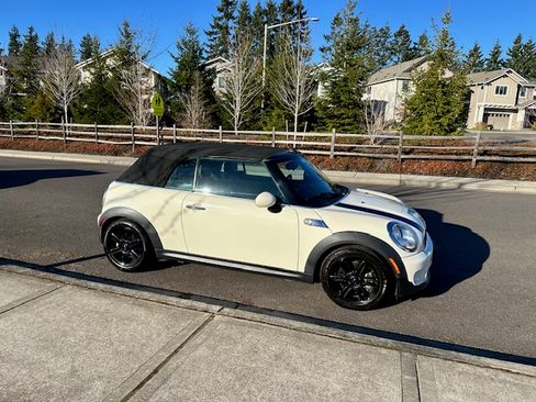 Used 2012 MINI Cooper S image 11