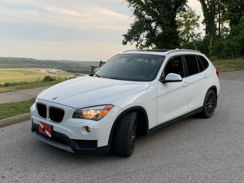 Used 2014 BMW X1 xDrive28i image 1