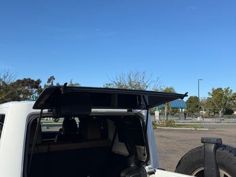 Used 2011 Jeep Wrangler Unlimited Sahara w/ Trailer Tow Group image 12