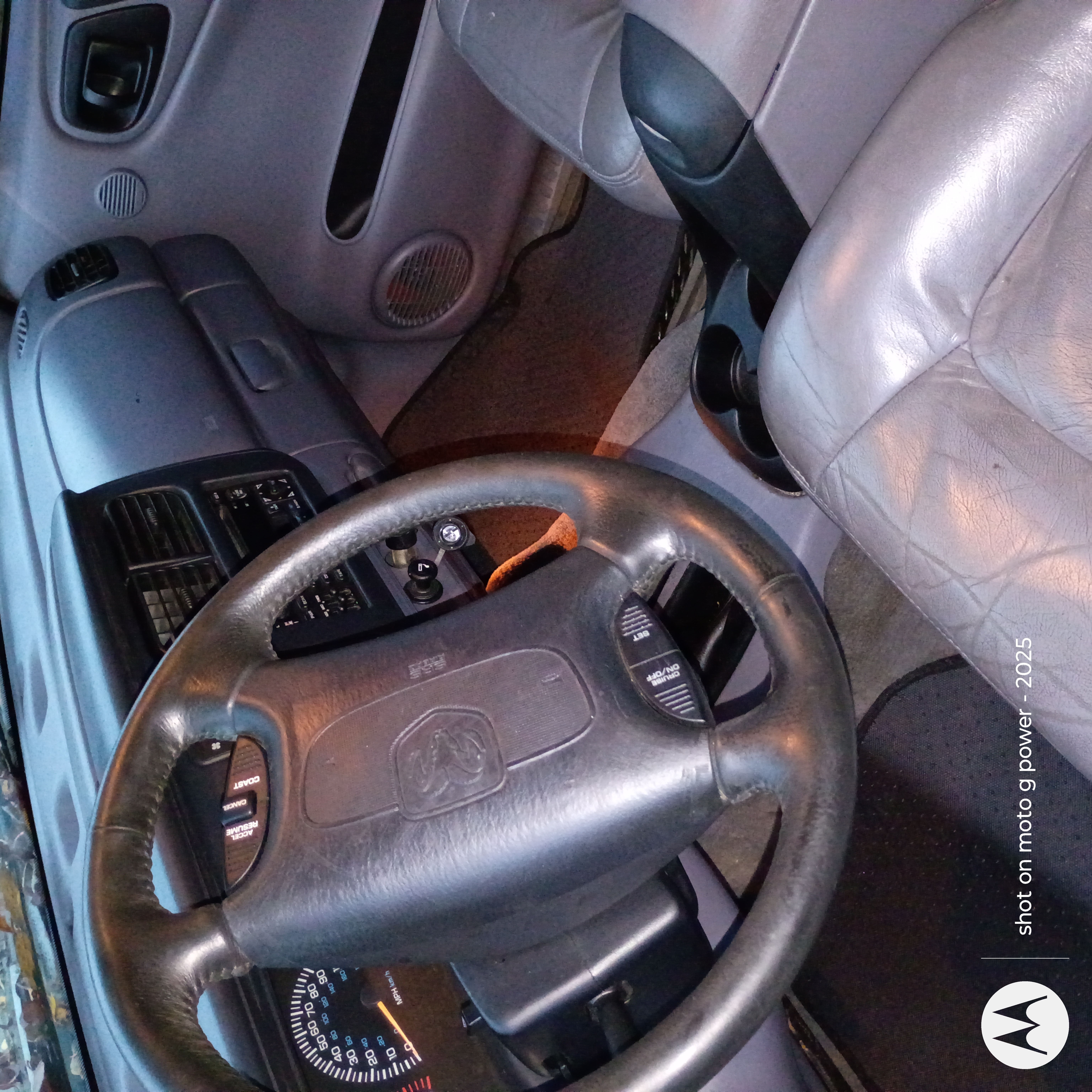 Used 1999 Dodge Durango 4WD image 8