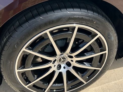 Used 2023 Mercedes-Benz EQS 580 EQS 580 4MATIC Sedan 4D image 29