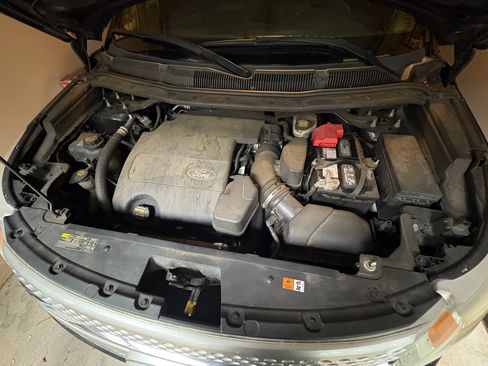 Used 2011 Ford Explorer XLT w/ 202A Rapid Spec Order Code image 13